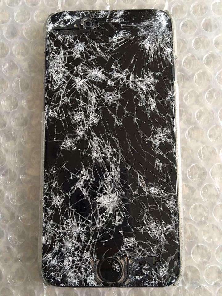 Gezocht: oude iphones/samsung of kapotte iphones/samsung, Overige modellen, Ophalen of Verzenden, Zo goed als nieuw, 64 GB