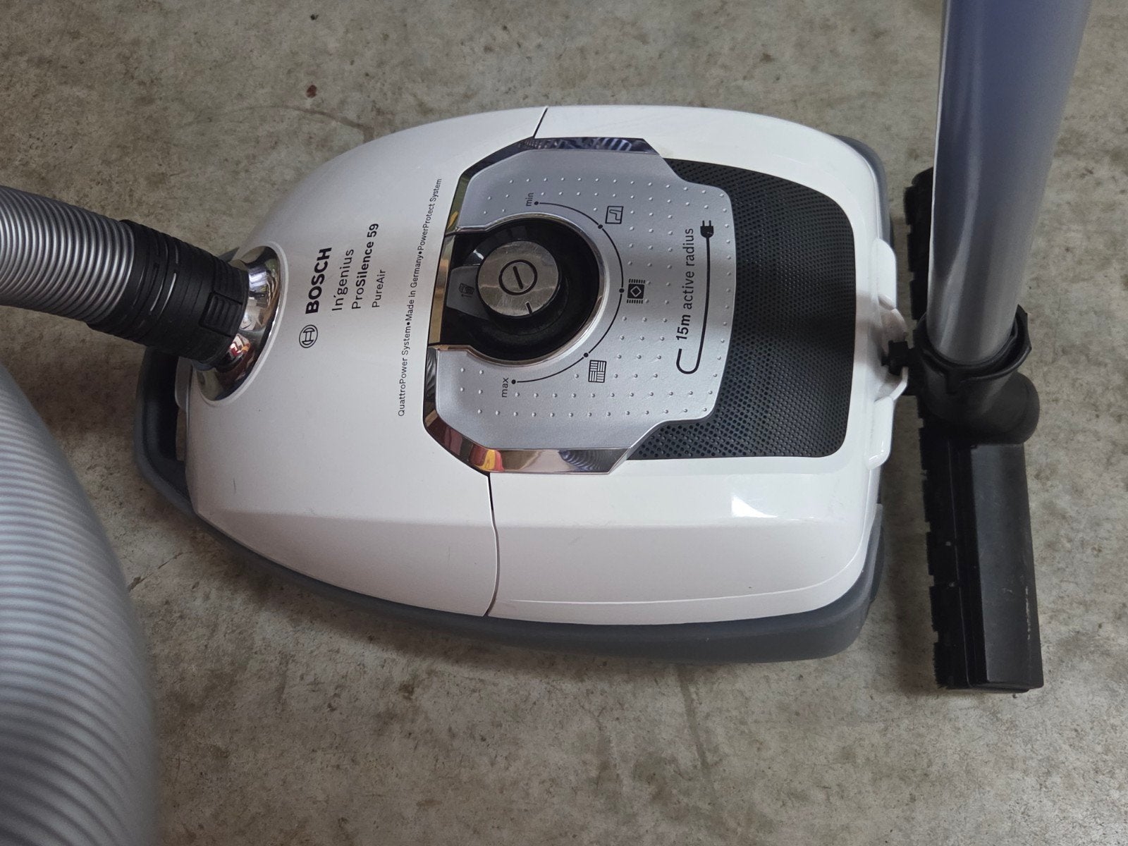 Bosch In'genius ProSilence 59 PureAir stofzuiger, Witgoed en Apparatuur, Stofzuigers, Stofzak, Gebruikt, Bosch, Ophalen of Verzenden