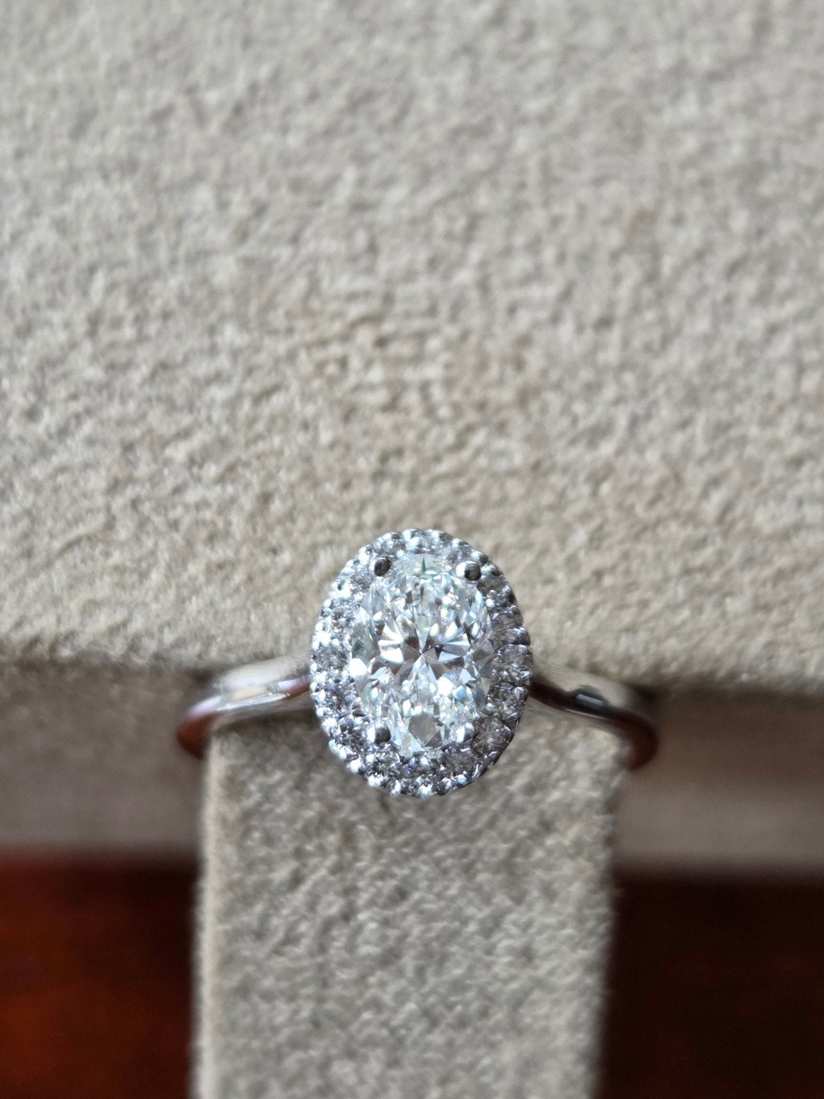 Royal Asscher Caterina – 18K witgoud – 0,78 ct – F/VVS2, Ophalen, 20 of groter, Nieuw, Met edelsteen
