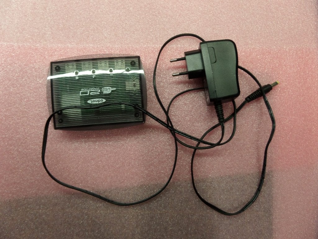 4 poorts USB2 hub met 5V 2A voeding, Computers en Software, Dockingstations, Ophalen, Gebruikt, USB-hub