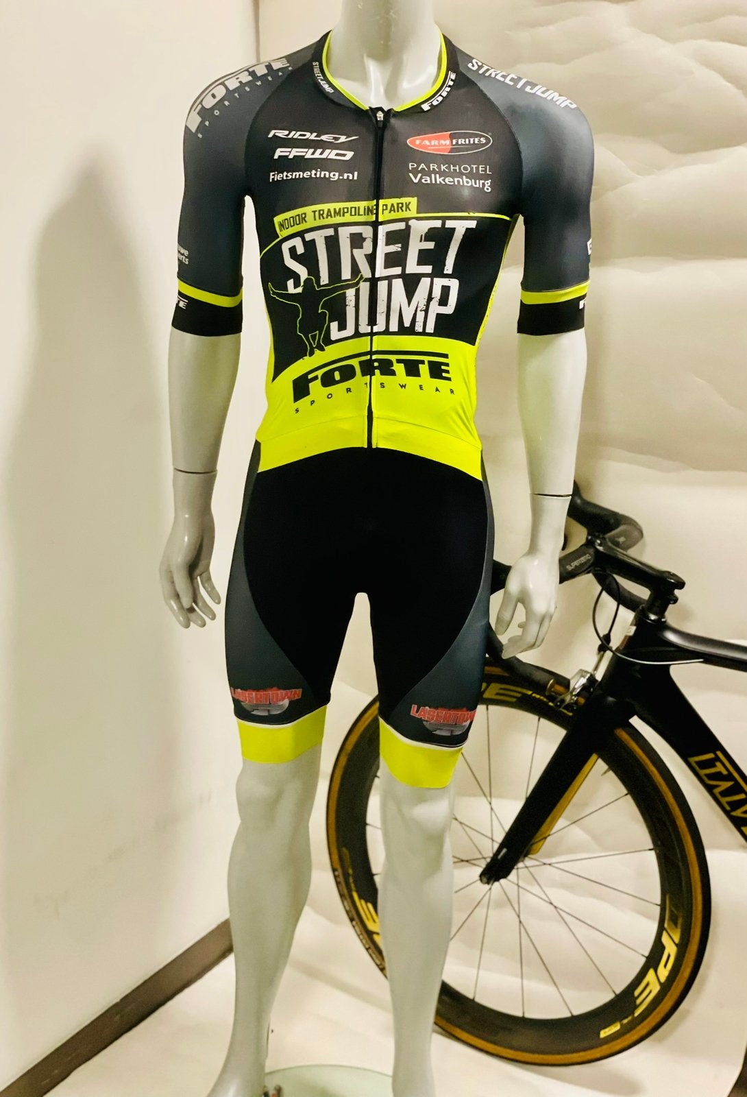 Wielrenkleding wielrenpak snelpak speedsuit maat S Forte, S, Heren, Ophalen of Verzenden, Zo goed als nieuw