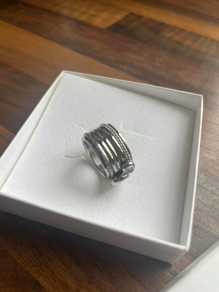 IXXXI ring R20 12mm met 3 steentjes, Met kristal, 20 of groter, IJzer of Staal, Ophalen of Verzenden