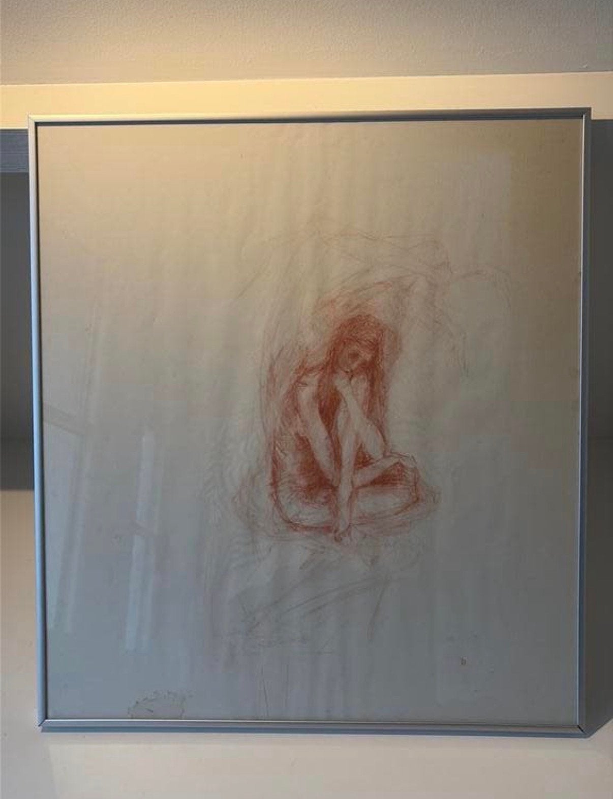 Schilderij vrouw zittend rood sanguine / krijt, Ophalen of Verzenden