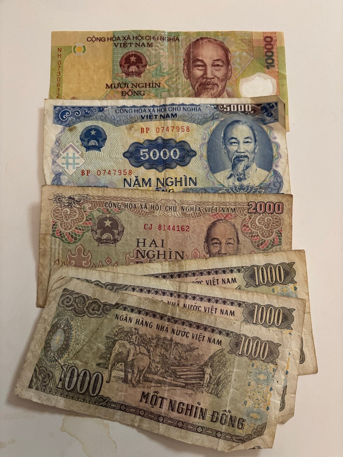 Set Vietnamese Dong biljetten (1000, 2000, 5000, 10000), Ophalen of Verzenden, Zuidoost-Azië, Setje