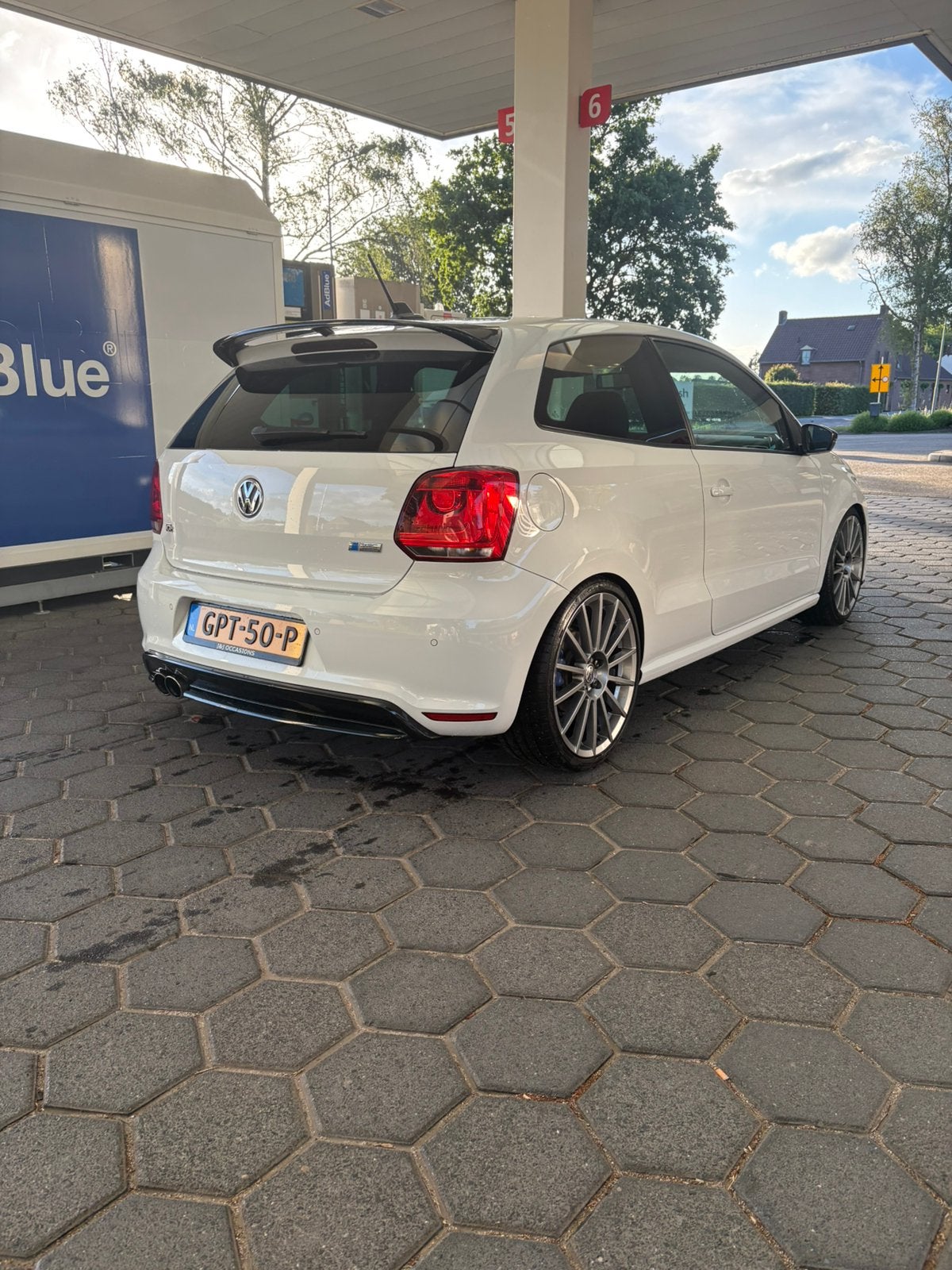 Volkswagen Polo WRC 2.0 TSI R  Top onderhoud, 4 cilinders, 1984 cc, Alcantara, Wit