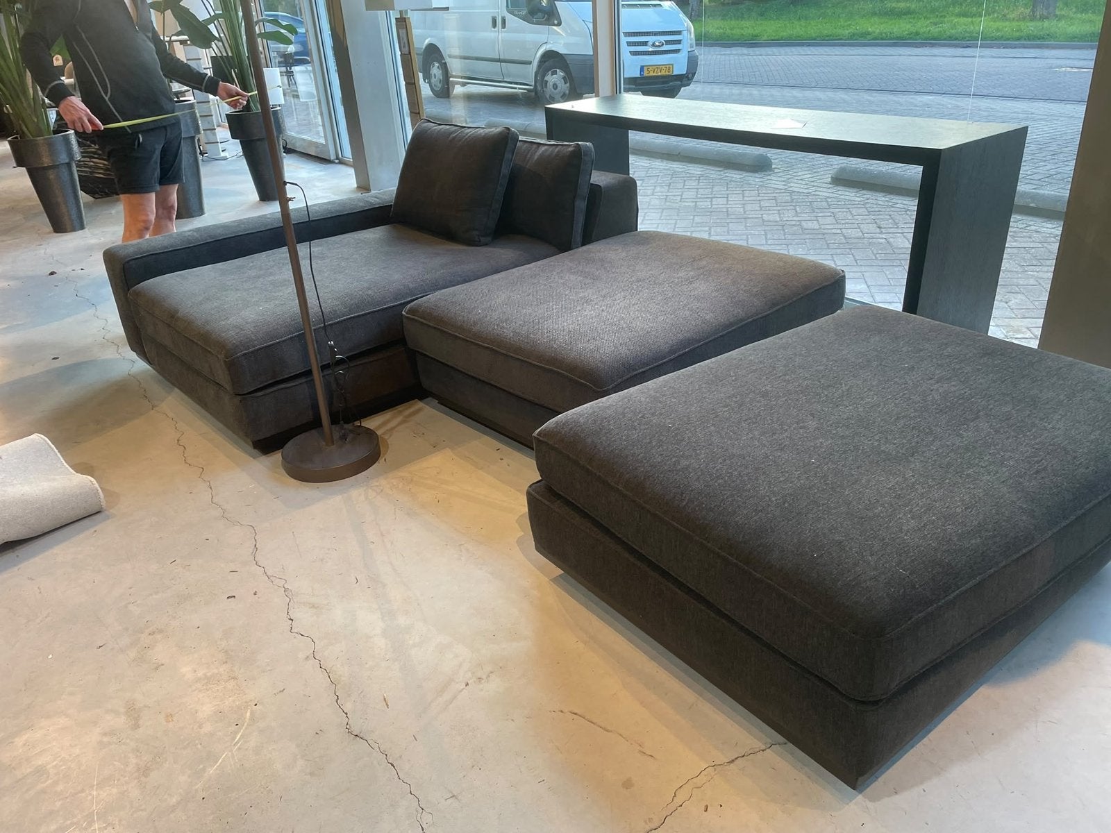 Bank  ptmd met Hocker MOET SNEL WEG, Driepersoons, 75 tot 100 cm, Ophalen of Verzenden, Zo goed als nieuw