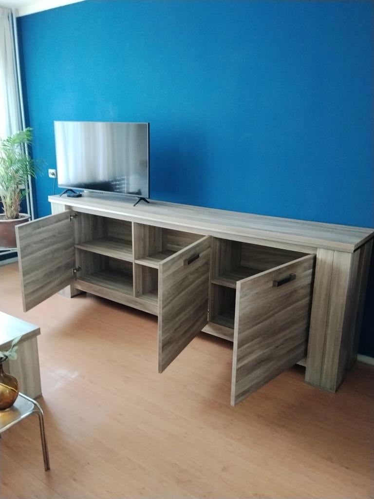 Dressoir met salontafel - Wegens verhuizing, Met deur(en), Ophalen of Verzenden, 200 cm of meer, Overige houtsoorten