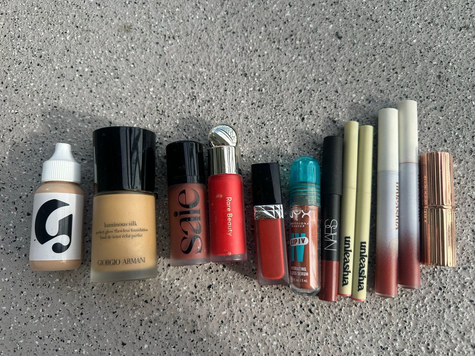 Makeup nars glossier giorgio armani saie rare beauty dior, Sieraden, Tassen en Uiterlijk, Gebruikt, Overige kleuren, Gehele gezicht