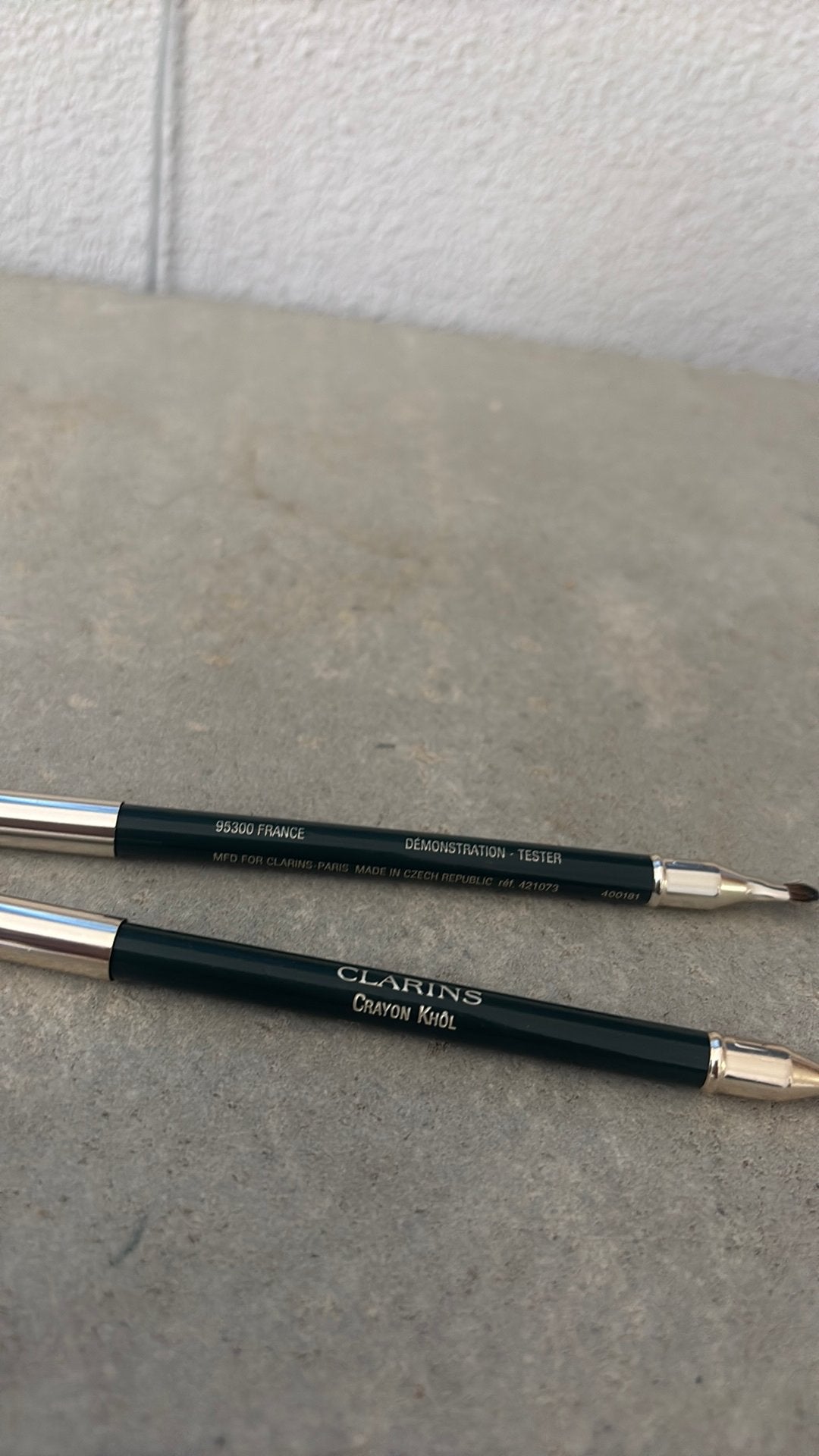 Clarins Crayon Kohl 09 intens green oogpotlood 2x, Ogen, Ophalen of Verzenden, Zo goed als nieuw, Make-up