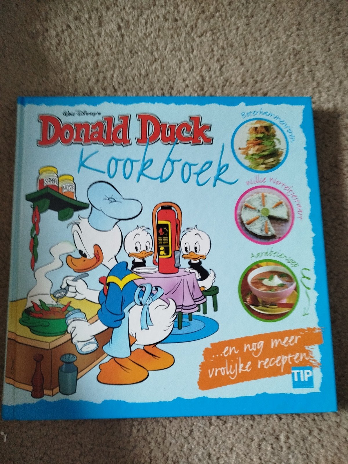 Donald Duck Kookboek - Vrolijke Recepten voor Jong en Oud, Boeken, Kookboeken, Hoofdgerechten, Walt Disney, Ophalen of Verzenden