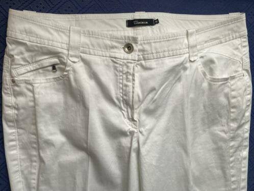 Gardeur witte pantalon maat 42 [DM], Wit, Maat 42/44 (L), Ophalen of Verzenden, Zo goed als nieuw