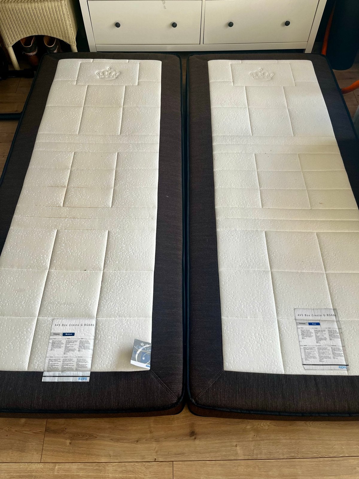 Gratis: Twee Auping eenpersoons matrassen 90x210 cm, Huis en Inrichting, Ophalen, Gebruikt, 90 cm, Eenpersoons