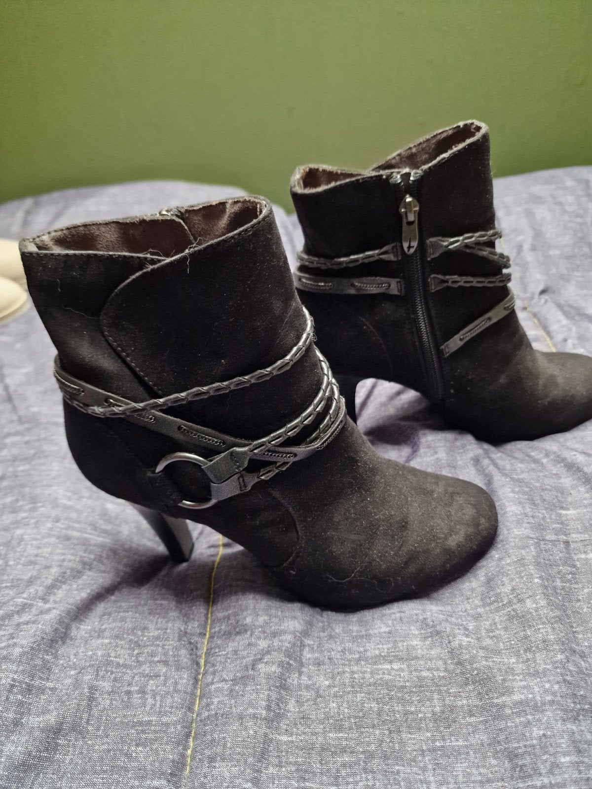 Mooie zwarte enkellaarsjes mt 39, Kleding | Dames, Schoenen, Ophalen of Verzenden, Zo goed als nieuw, Zwart