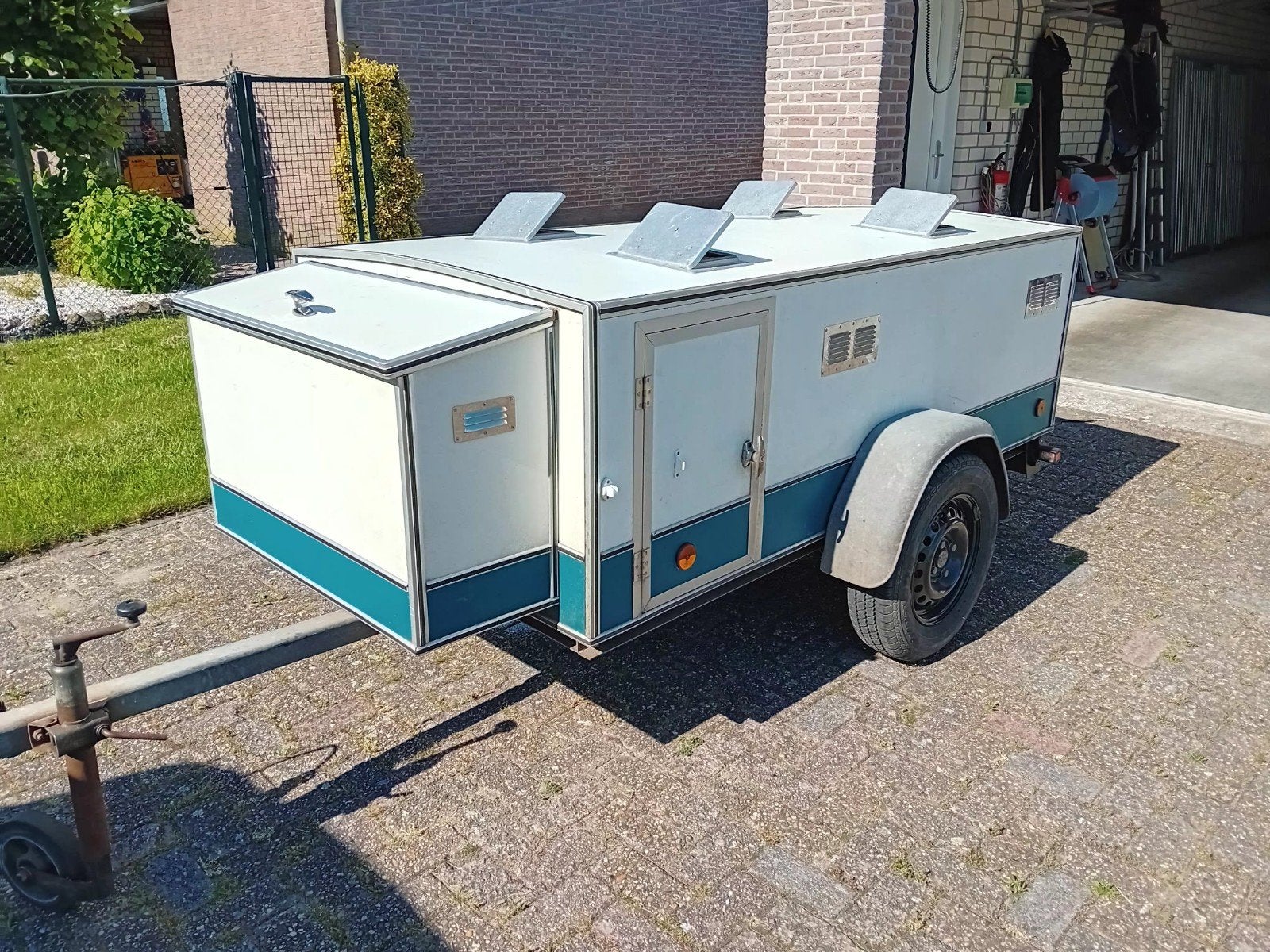 4 vaks hondenaanhanger, Ophalen, Gebruikt