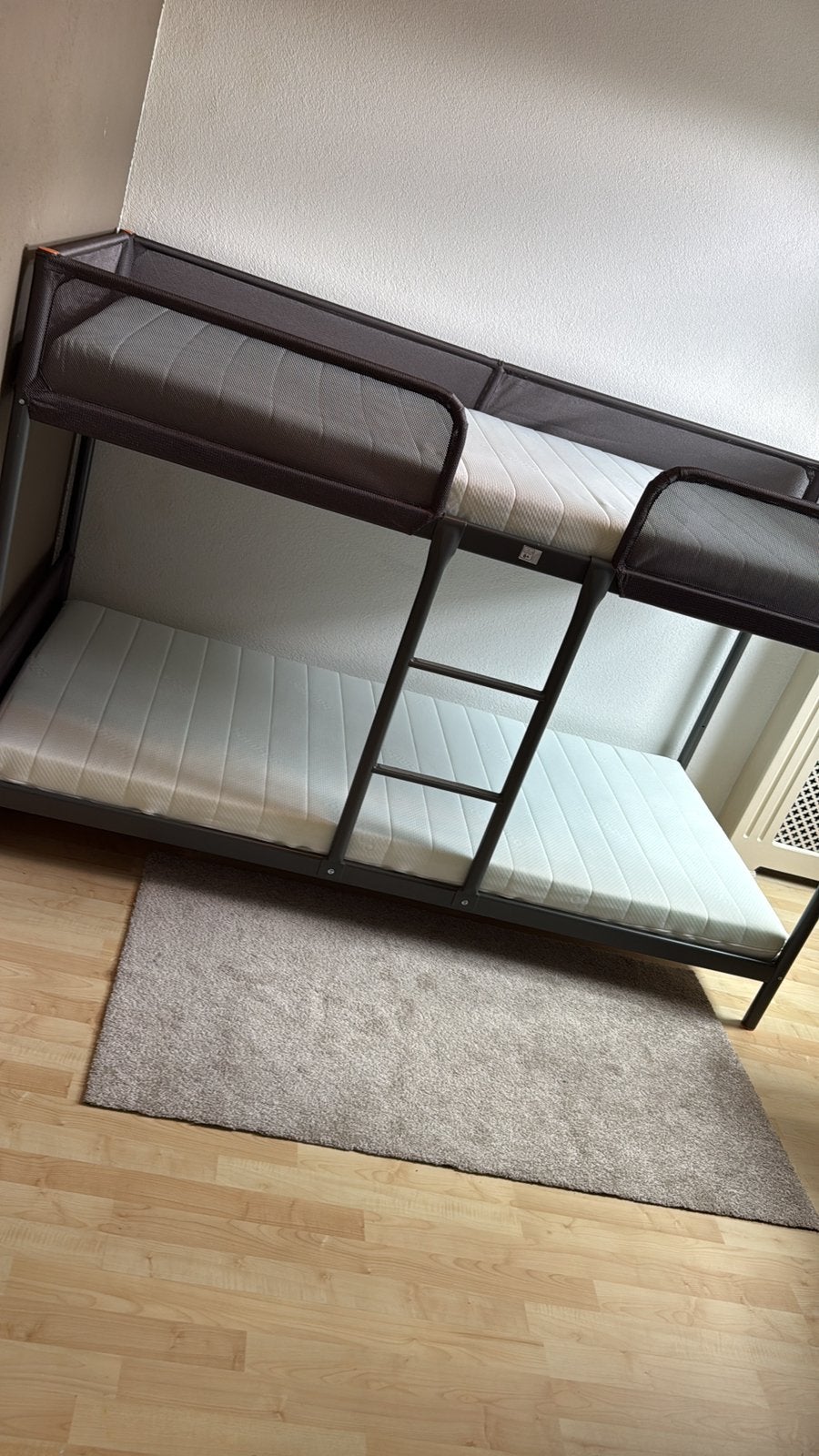 Stapelbed 90x200 inclusief 2 nieuwe matrassen, Huis en Inrichting, Ophalen, 90 cm, 160 tot 180 cm, Tweepersoons