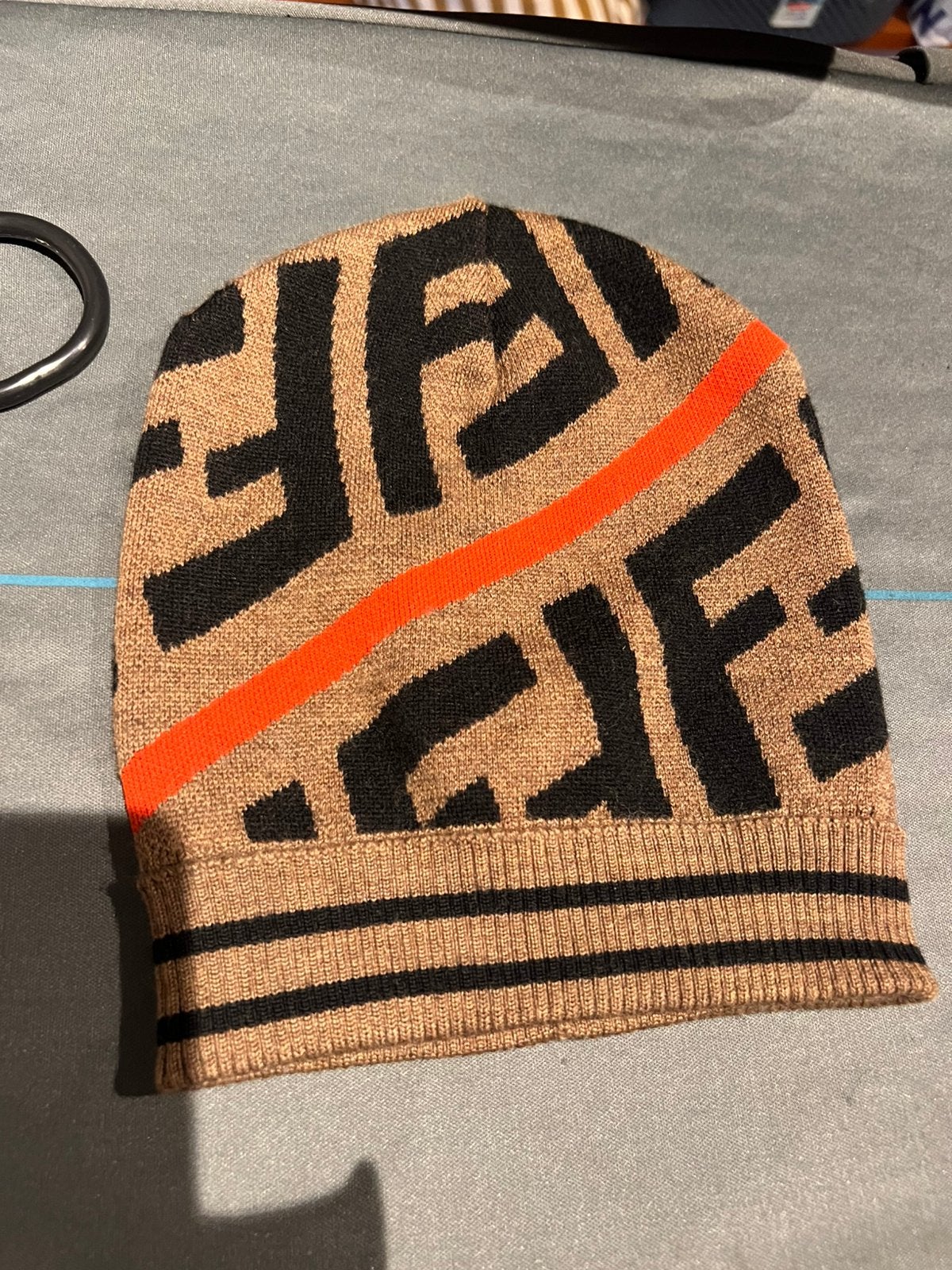 FENDI muts maat 2 origineel zgan, Ophalen of Verzenden, Zo goed als nieuw, Jongen, Muts