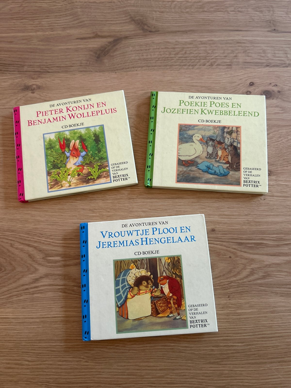 Beatrix Potter CD-boekjes: Pieter Konijn, Poekie Poes, Vrouw, Ophalen of Verzenden, Zo goed als nieuw, 2 tot 3 jaar