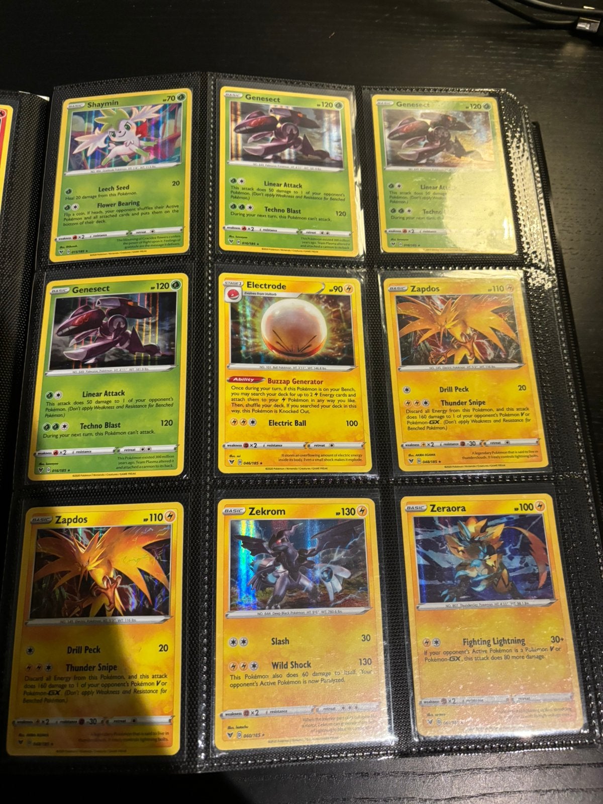Pokémon Kaarten Holo’s Vivid Voltage / 185, Ophalen of Verzenden, Zo goed als nieuw, Meerdere kaarten