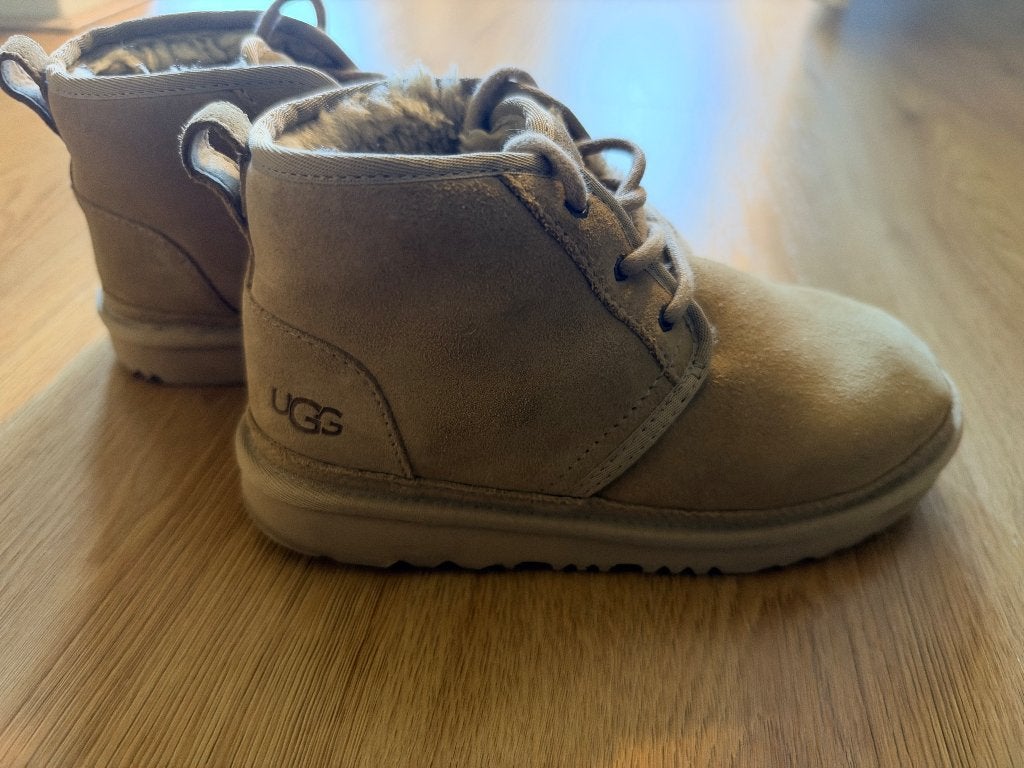 Uggs maat 35, Kleding | Dames, UGG, Beige, Lage of Enkellaarzen, Ophalen of Verzenden