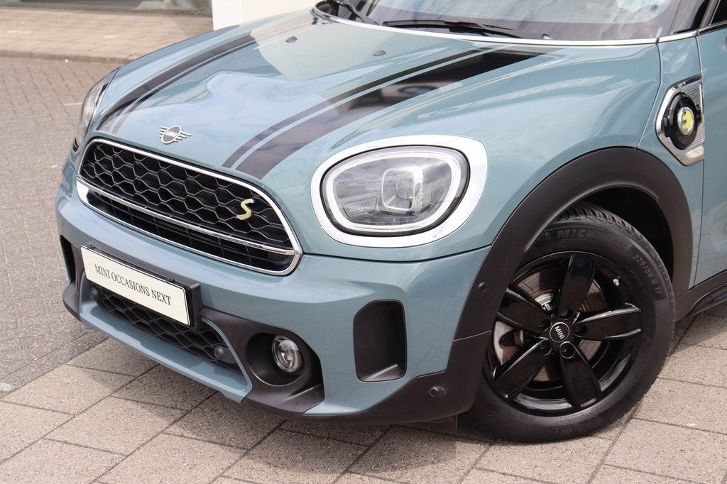 MINI Countryman Cooper S E ALL4 Automaat / Panoramadak / Com, Auto's, Mini, Automaat, Gebruikt, Zwart, Countryman