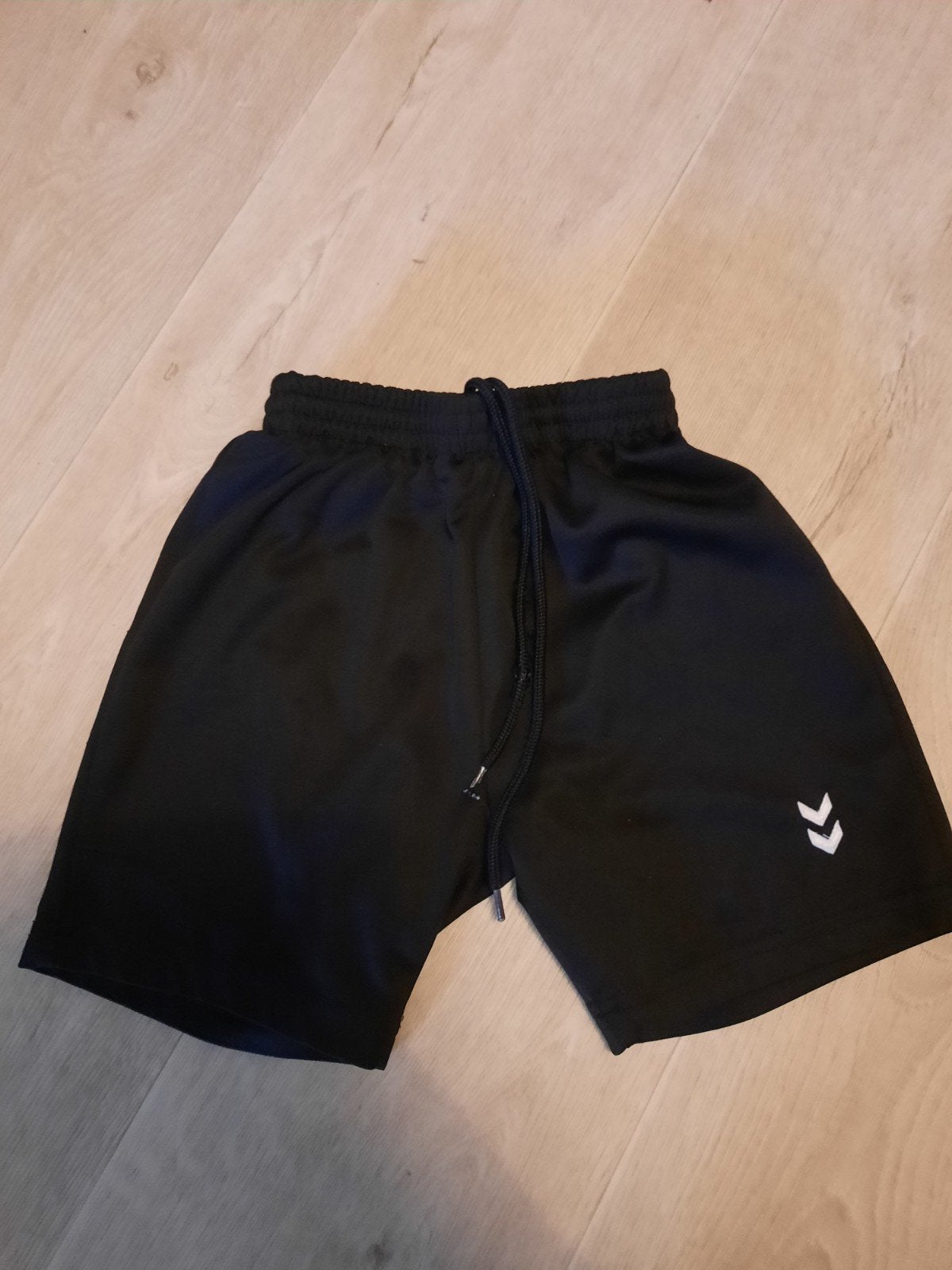 VV Gemert sportbroekje maat 116/128, Ophalen, Gebruikt, Jongen of Meisje, Sport- of Zwemkleding
