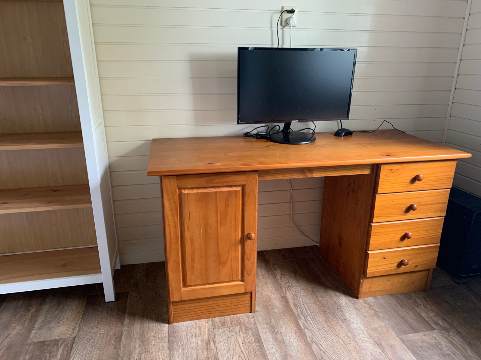Massief houten bureau - ideale werkplek met opbergruimte, Ophalen, Met lades, Hout, Bruin