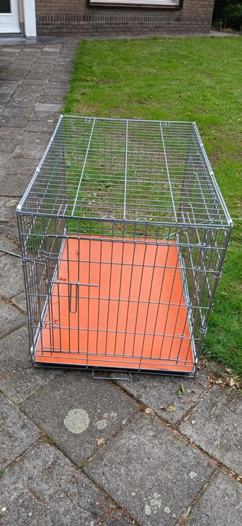 Honden bench  in goede staat, Ophalen, Zo goed als nieuw