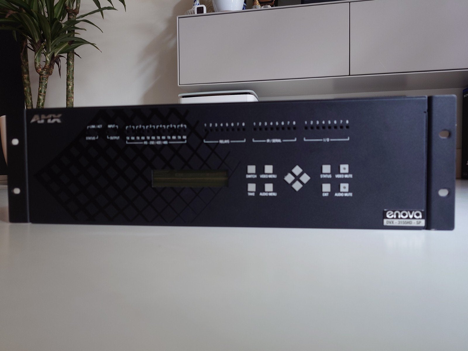 AMX Enova DVX-3155HD-SP All-in-One Presentatieswitcher, Ophalen, Gebruikt, Video
