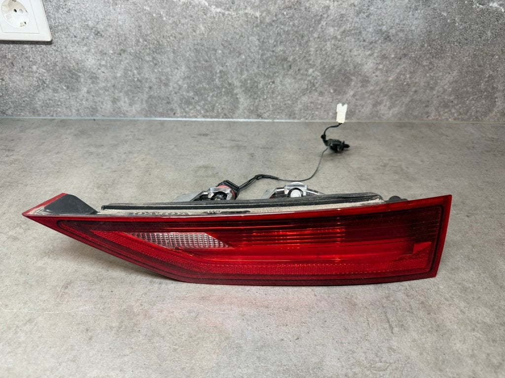 Volvo V90 achterlicht rechts 31656786, Ophalen of Verzenden, Gebruikt, Volvo
