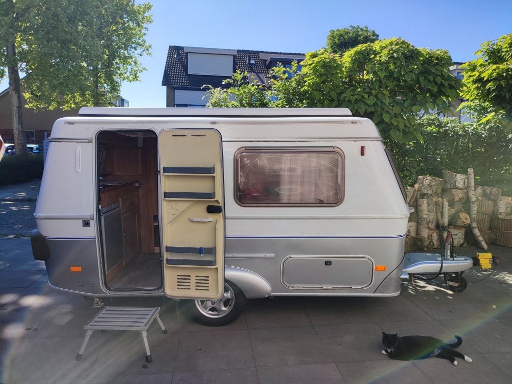 Eriba caravan puck L 225 GT, Standaardzit, 4 tot 5 meter, 500 - 750 kg, Eriba