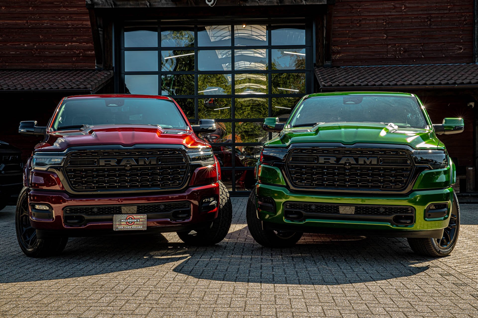 Dodge Ram 1500 Limited Greenhulkane 540 PK Greenhulkane, Auto's, Automaat, 4 stoelen, Zwart, Leder