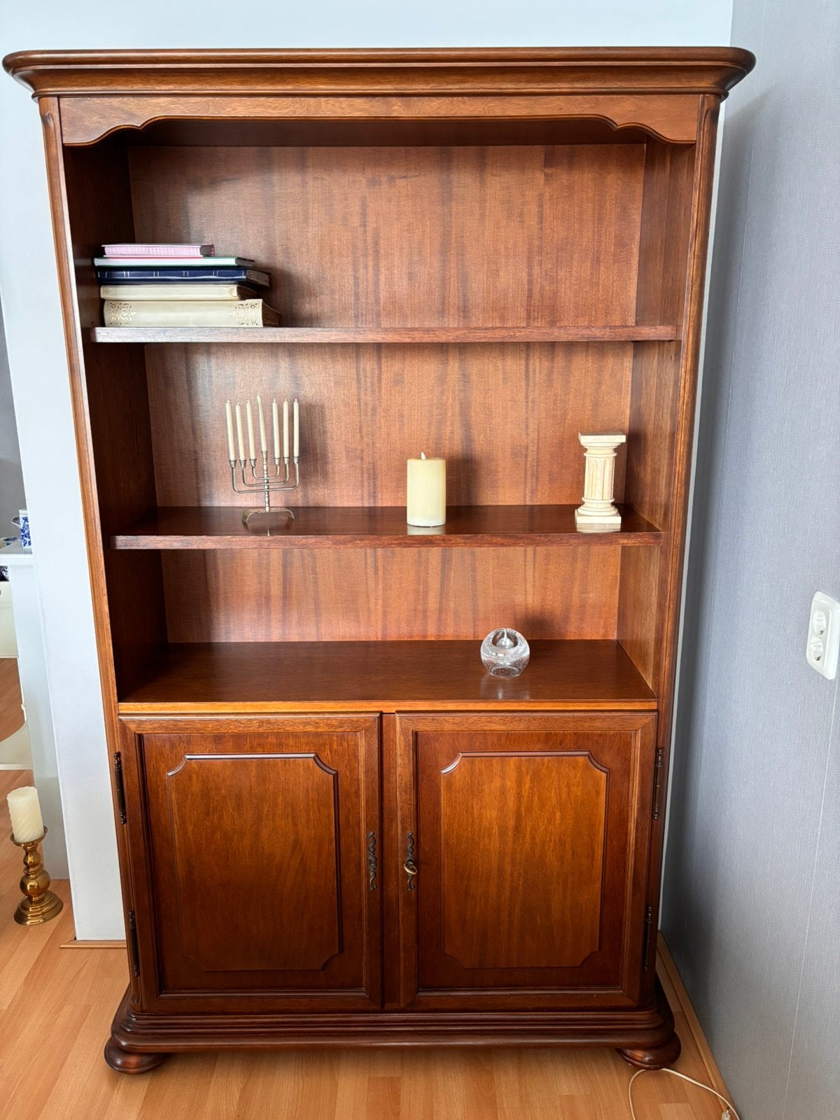 Kast, Ophalen