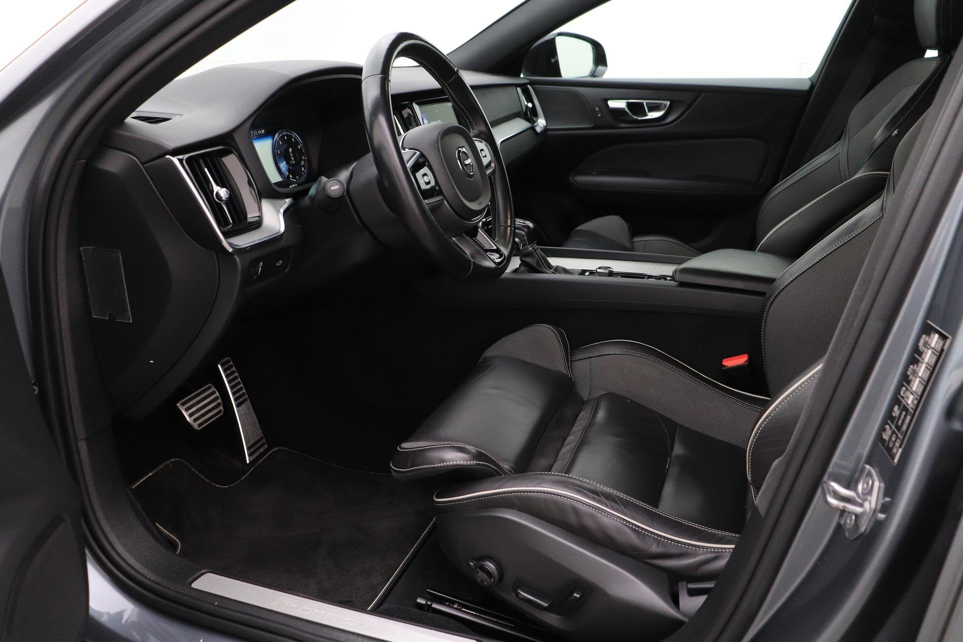 Volvo S60 2.0 T5 R-Design | ACC | Harman/Kardon | Trekhaak |, Auto's, Euro 6, 4 cilinders, 1969 cc, Zilver of Grijs
