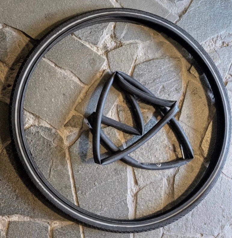 Fietsband met binnenband 700x32 - Gebruikt, Gebruikt, Band, Ophalen of Verzenden, Ligfiets