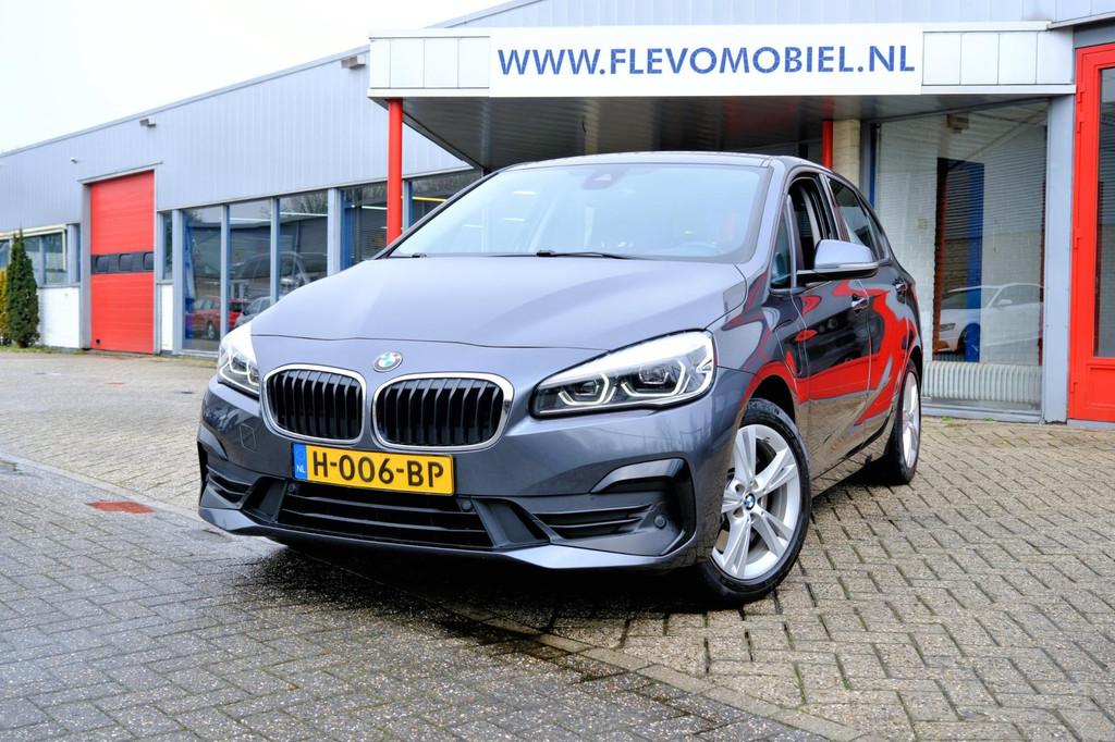 BMW 2-serie Active Tourer 225xe iPerformance Executive Aut., Auto's, Automaat, Gebruikt, Euro 6, 1650 kg
