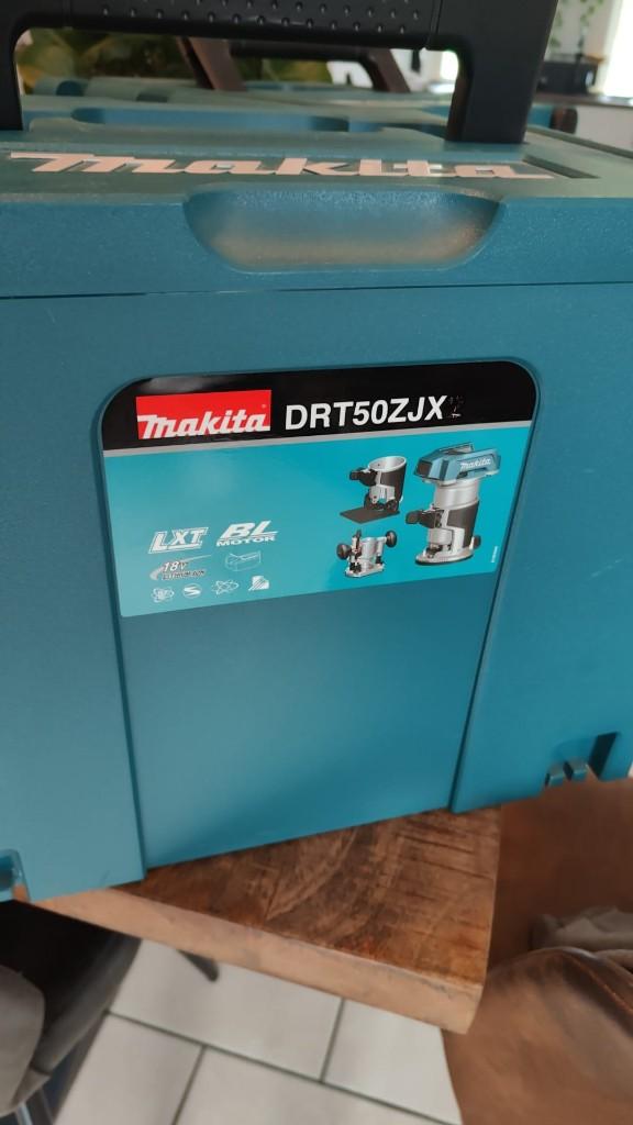 Makita DRT50 18V Bovenfrees / Kantenfrees (Nieuw in Mbox), Ophalen, Nieuw, Elektrisch, Makita