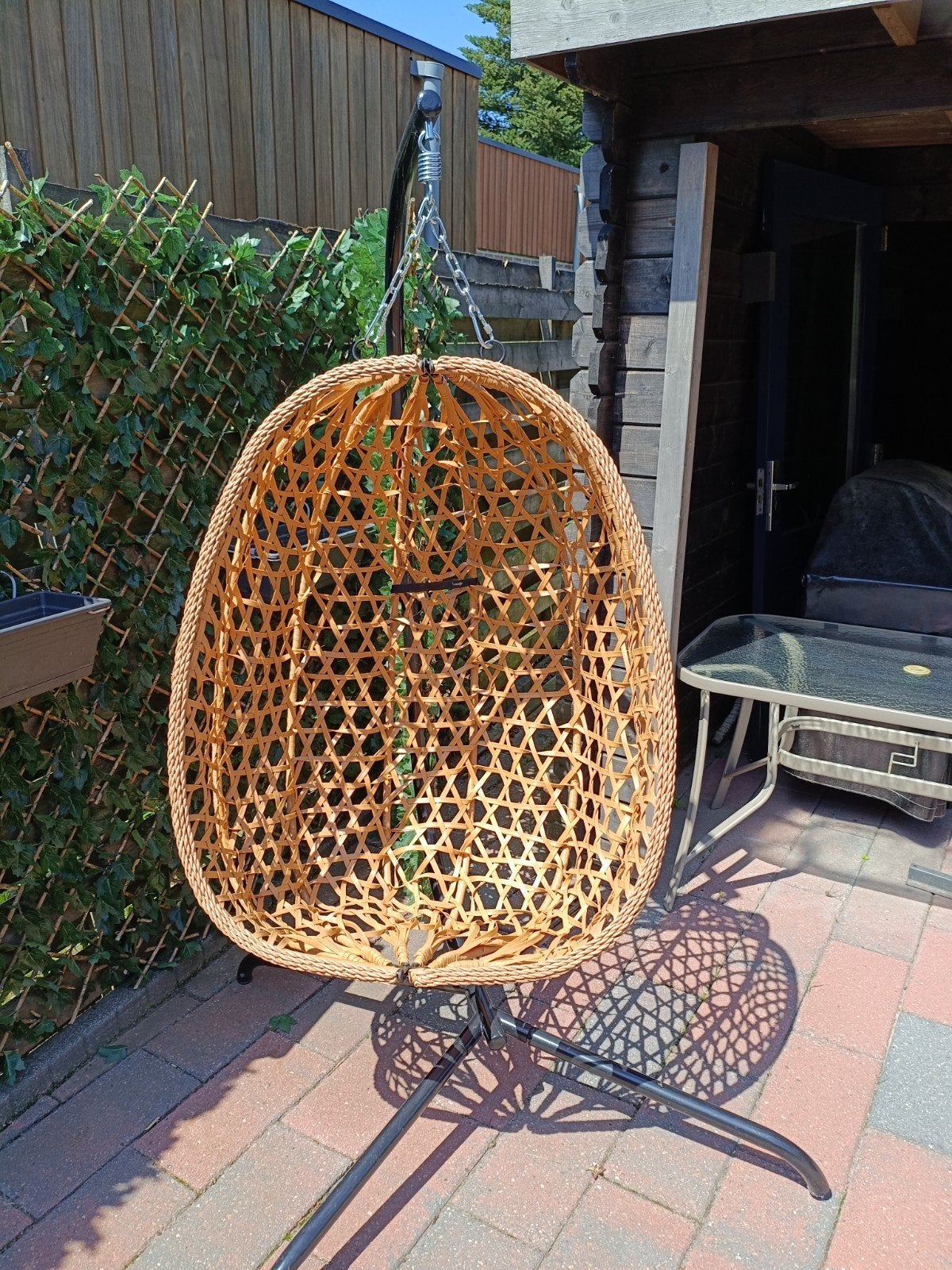 Ei hangstoel inclusief kussen, Ophalen of Verzenden, Zo goed als nieuw, Wicker
