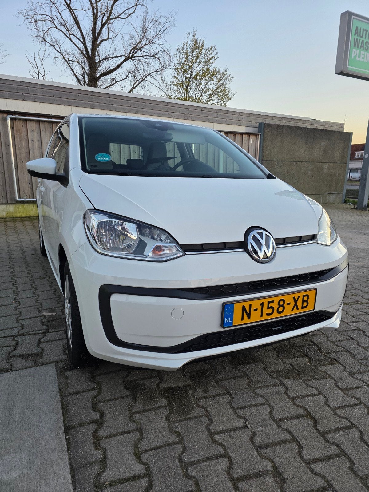 Volkswagen up! 1.0 65PK 5D 2022 Wit INRUIL MOGELIJK, Stof, 4 stoelen, Origineel Nederlands, Handgeschakeld