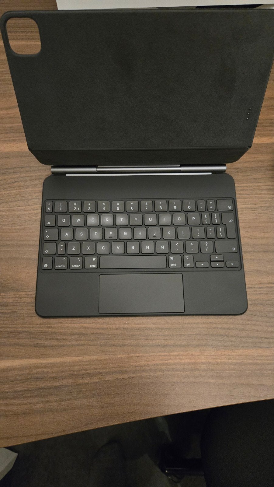 Foto 6 van iPad 11 Magic Keyboard met verlichting MXQT2N_A