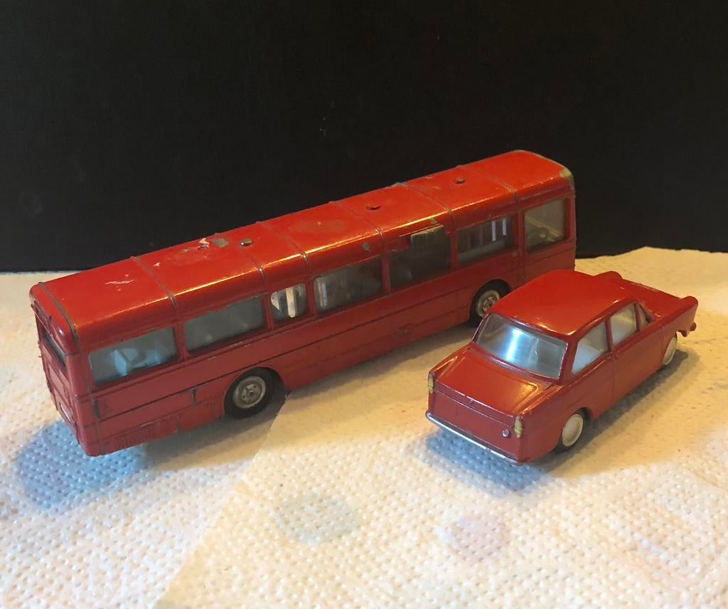Daffodil 32 /dinky bus, Hobby en Vrije tijd, Modelauto's | 1:87, Ophalen of Verzenden, Zo goed als nieuw, Bus of Vrachtwagen, Overige merken