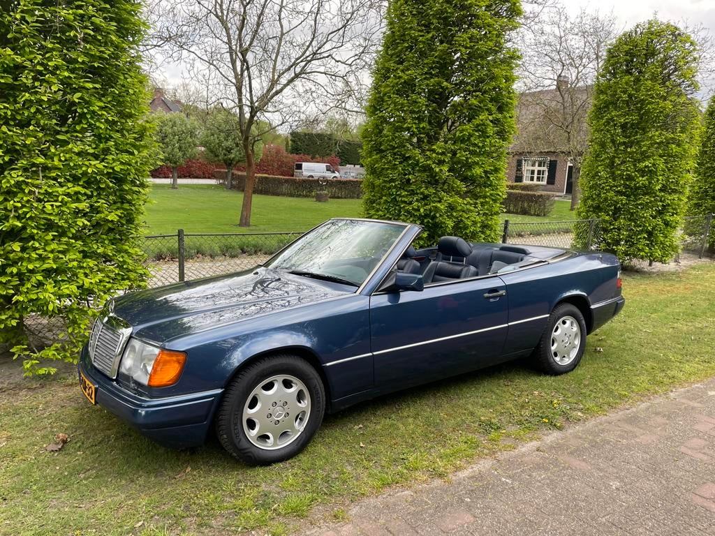 Mercedes-Benz 200-Serie 3.0 24 Cabrio AUT U9 1994, Auto's, Automaat, Achterwielaandrijving, Cabriolet, Bedrijf