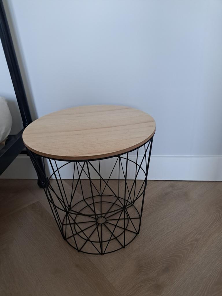 Zwarte metalen draadmand - bijzettafel/opberger, Ophalen, Minder dan 45 cm, Gebruikt, Modern, Industrieel
