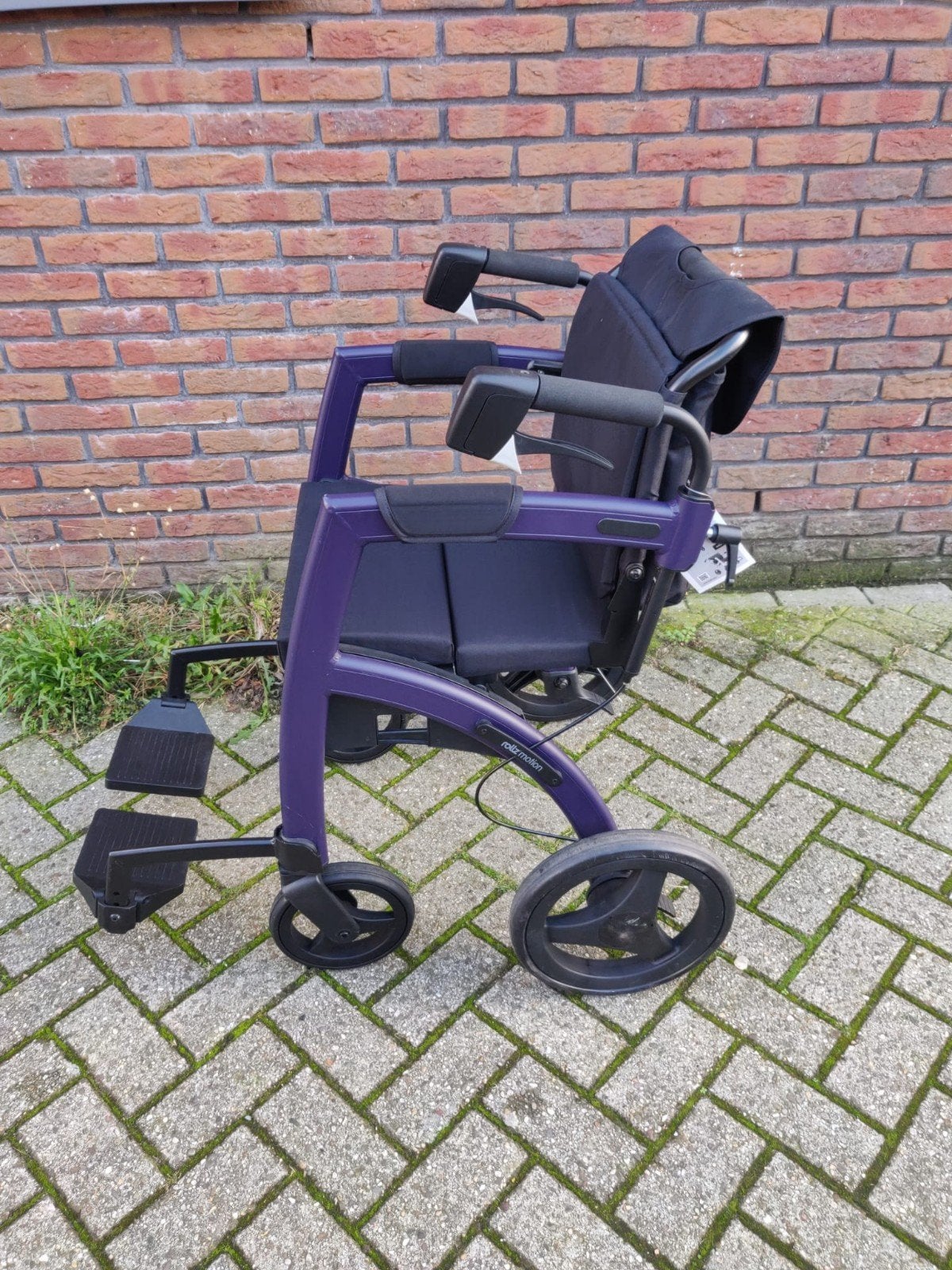 rollz motion 2.1 rolstoel en rollator in 1, Ophalen, Inklapbaar, Zo goed als nieuw, Duwrolstoel
