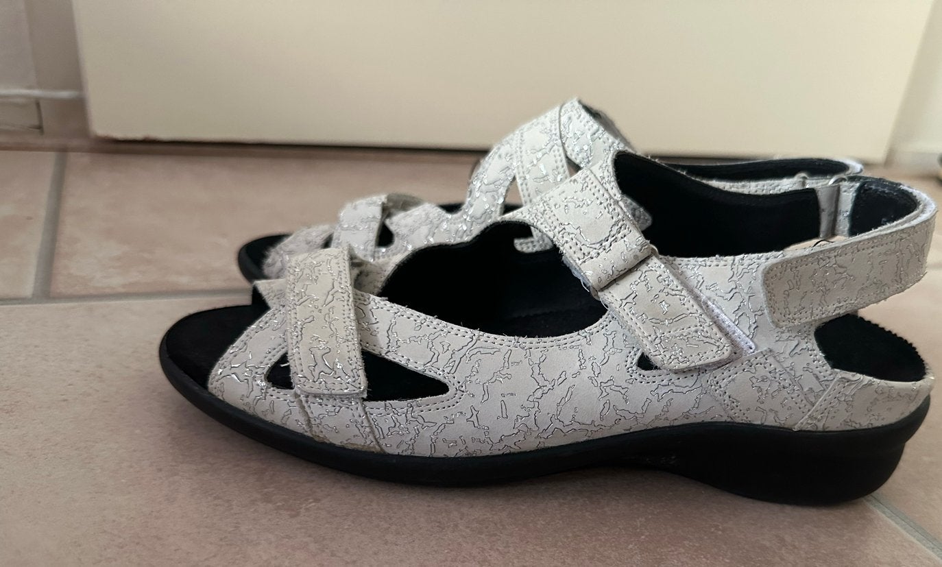 Durea Sandalen Maat 6 G, Beige, Zo goed als nieuw, Sandalen of Muiltjes, Ophalen of Verzenden