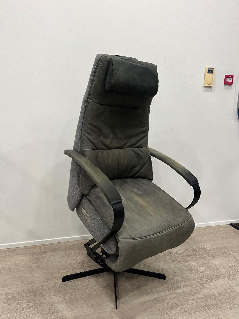 Prominent Humberto E100 Grijs Relaxfauteuil Sta-op Accu M, 75 tot 100 cm, Ophalen of Verzenden, Zo goed als nieuw, Leer