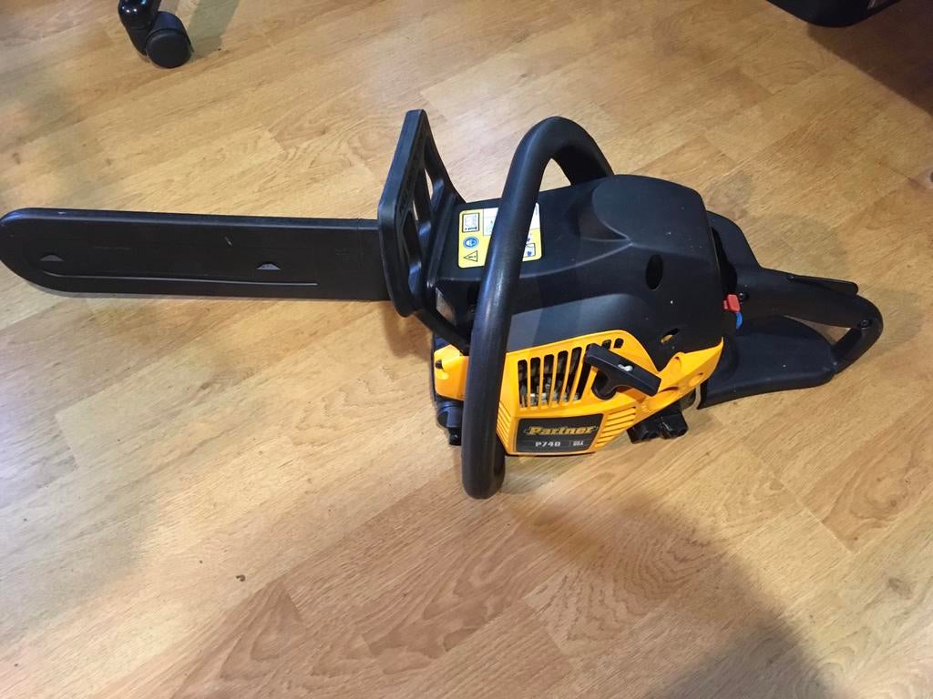 Partner P740 kettingzaag Benzine, Ophalen of Verzenden, Zo goed als nieuw