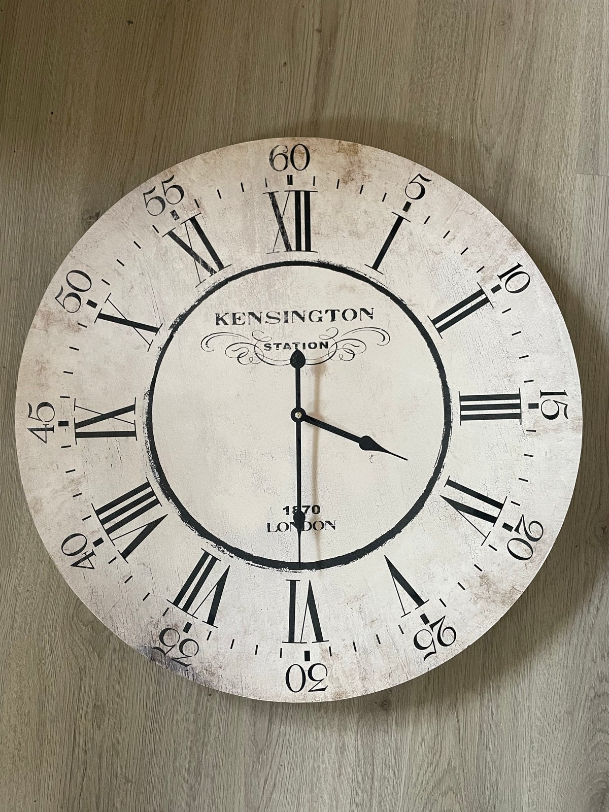 Grote Vintage Wandklok Kensington Station London, Ophalen, Wandklok, Vintage, Analoog