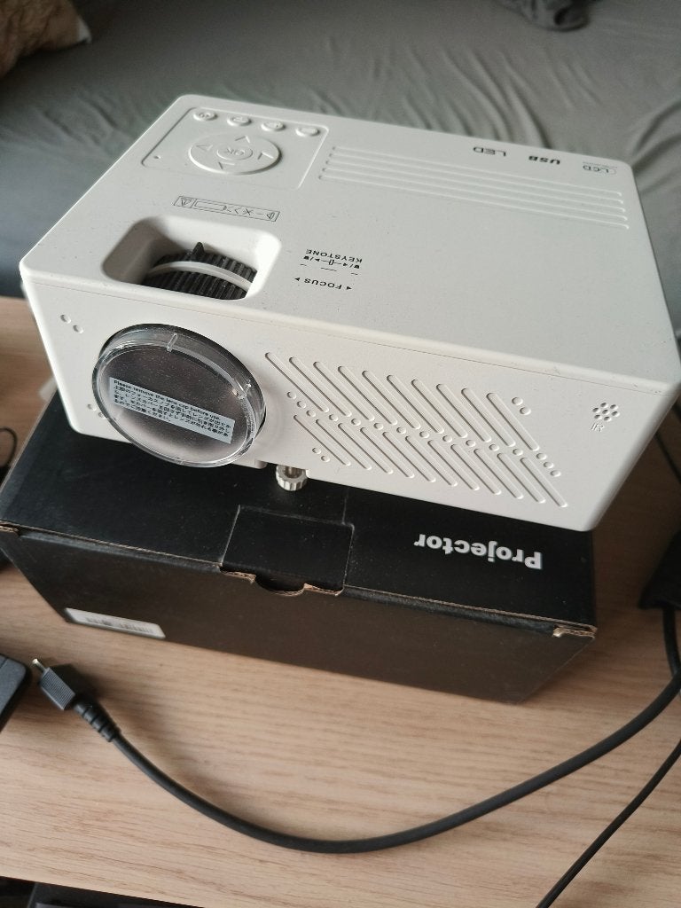 Projector, Audio, Tv en Foto, Beamers, Ophalen, Gebruikt, LED, Puxinat