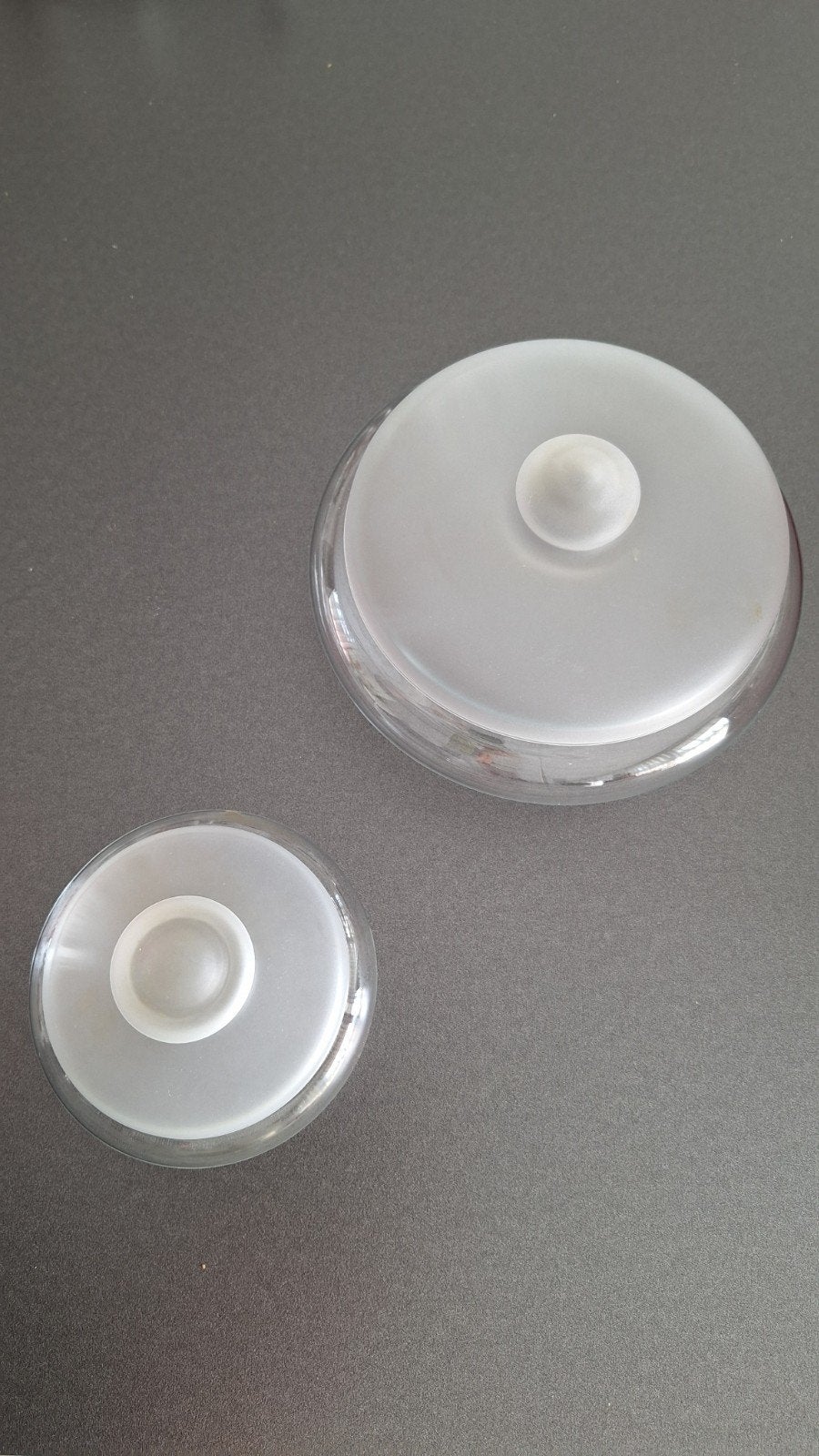 Glazen koekschaal met deksel - Set van 2, Ophalen of Verzenden, Zo goed als nieuw, Glas, Met deksel