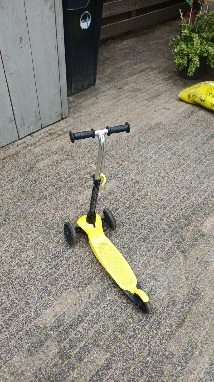 Decathlon B1 Kinderstep Geel - 3 Wielen, Fietsen en Brommers, Steps, Gebruikt, Gewone step, Ophalen
